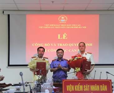 Lễ công bố, trao Quyết định bổ nhiệm lãnh đạo, quản lý thuộc Phòng Tổ chức...